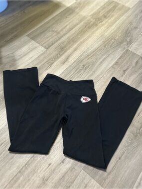 NFL Kansas City Chiefs Black Flare Leggings